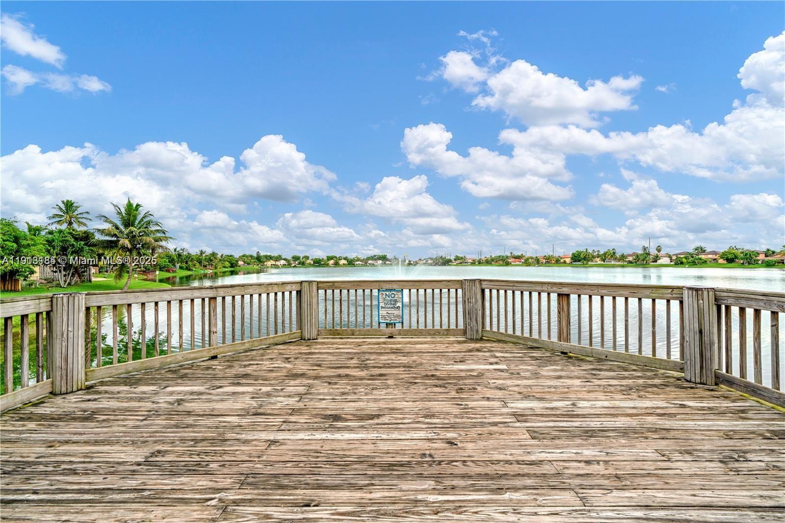 FOUR LAKES SEC 7 - Residential Lease