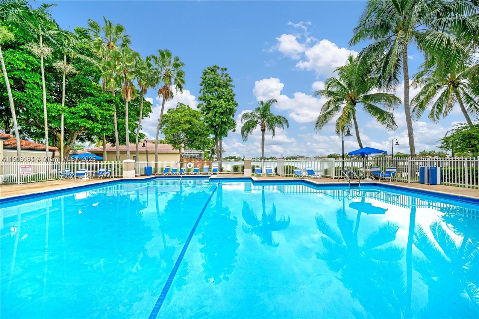 FOUR LAKES SEC 7 - Residential Lease