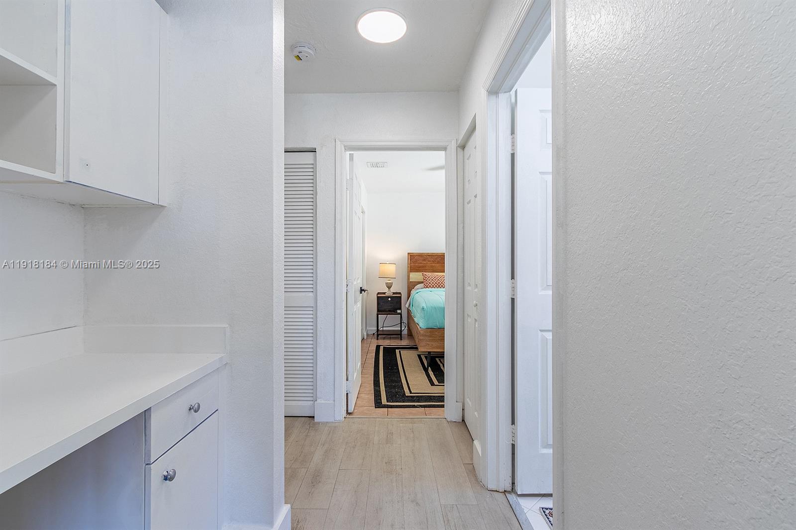 FOUR LAKES SEC 7 - Residential Lease