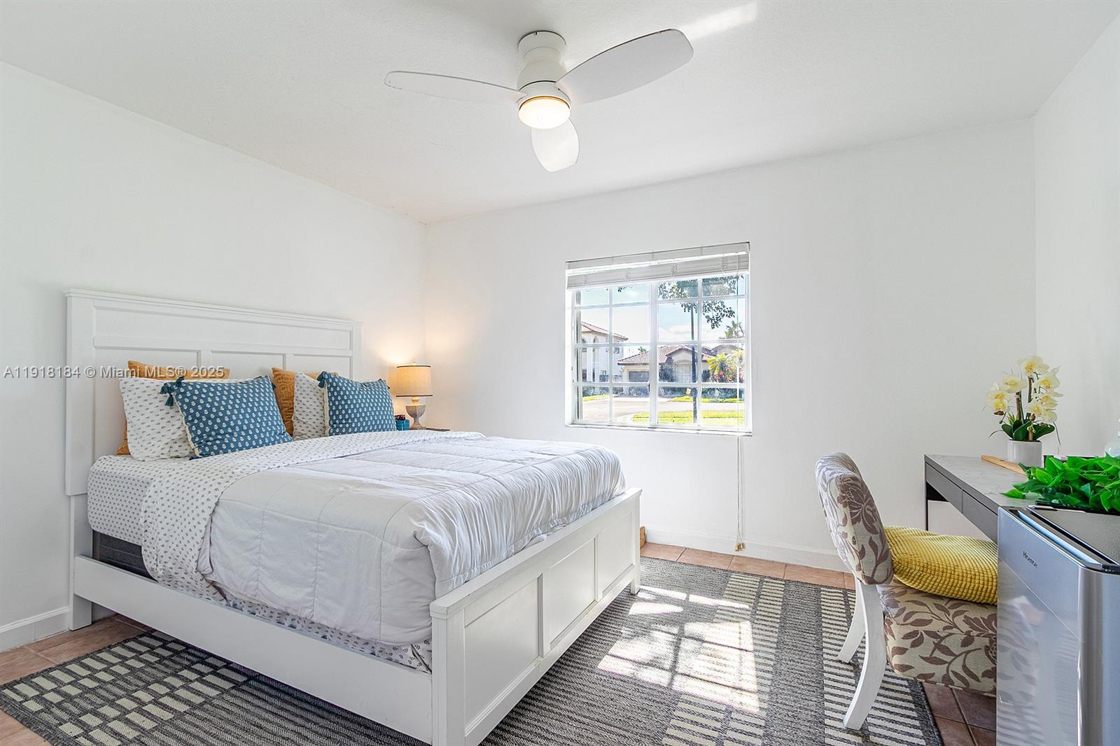 FOUR LAKES SEC 7 - Residential Lease