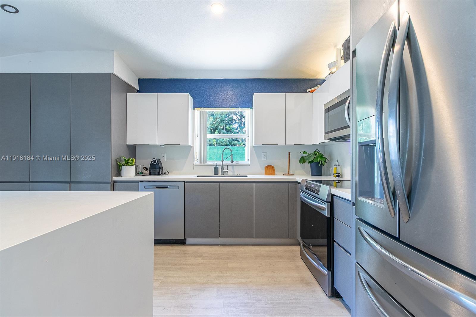 FOUR LAKES SEC 7 - Residential Lease