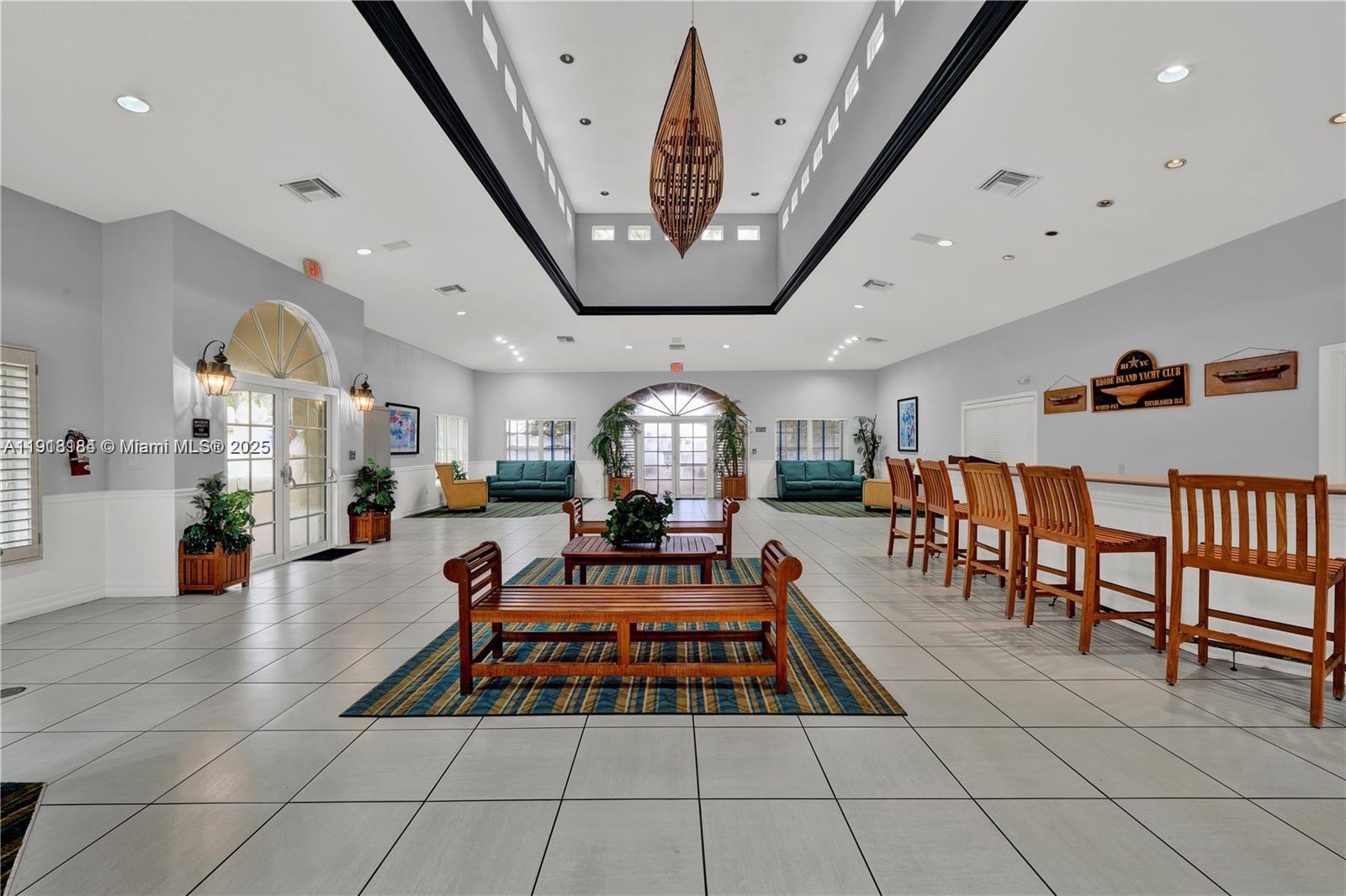 FOUR LAKES SEC 7 - Residential Lease