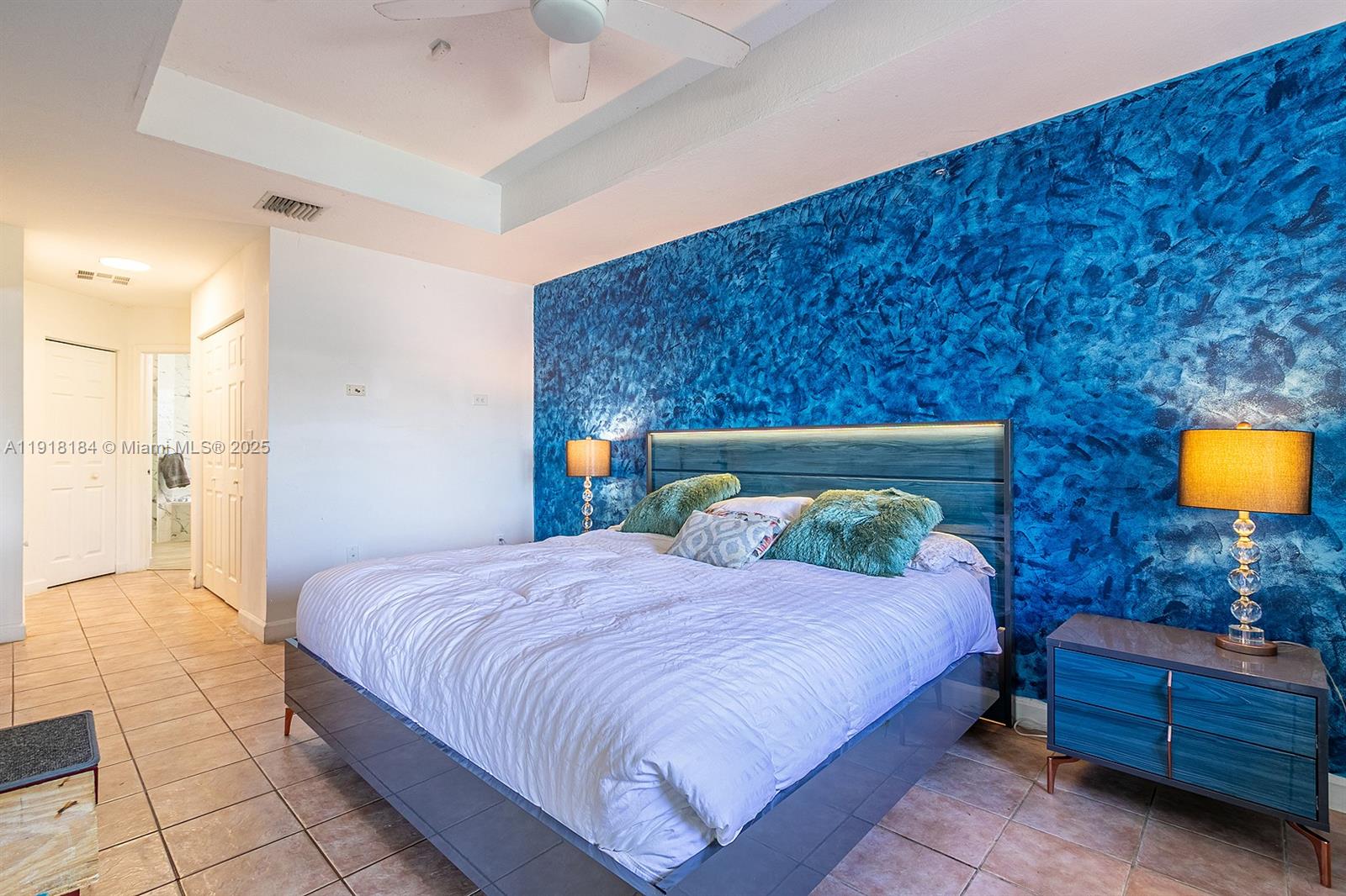 FOUR LAKES SEC 7 - Residential Lease