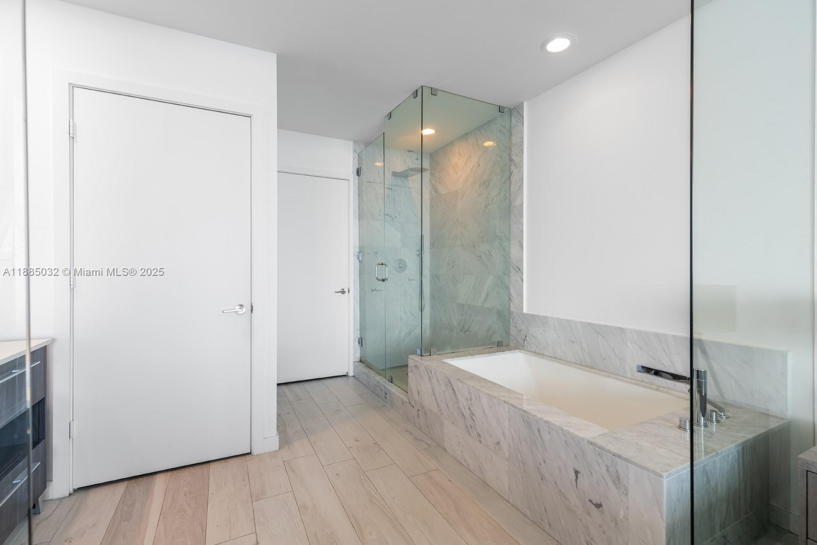 GRAN PARAISO CONDO - Residential Lease