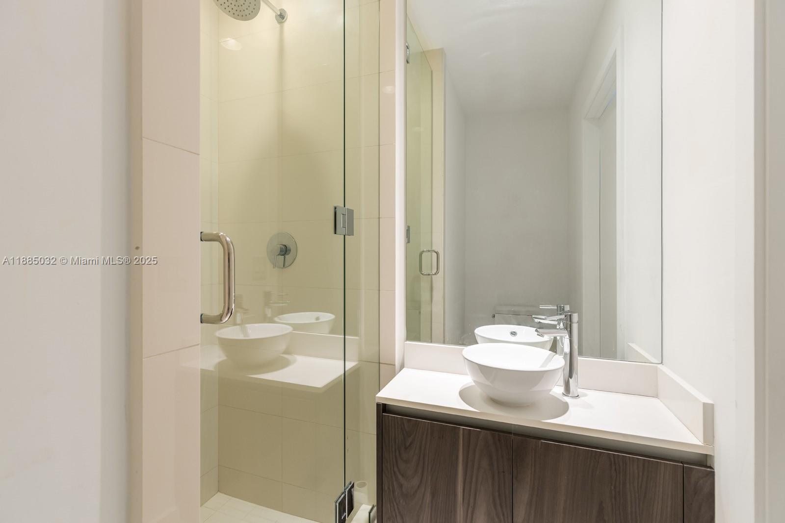 GRAN PARAISO CONDO - Residential Lease