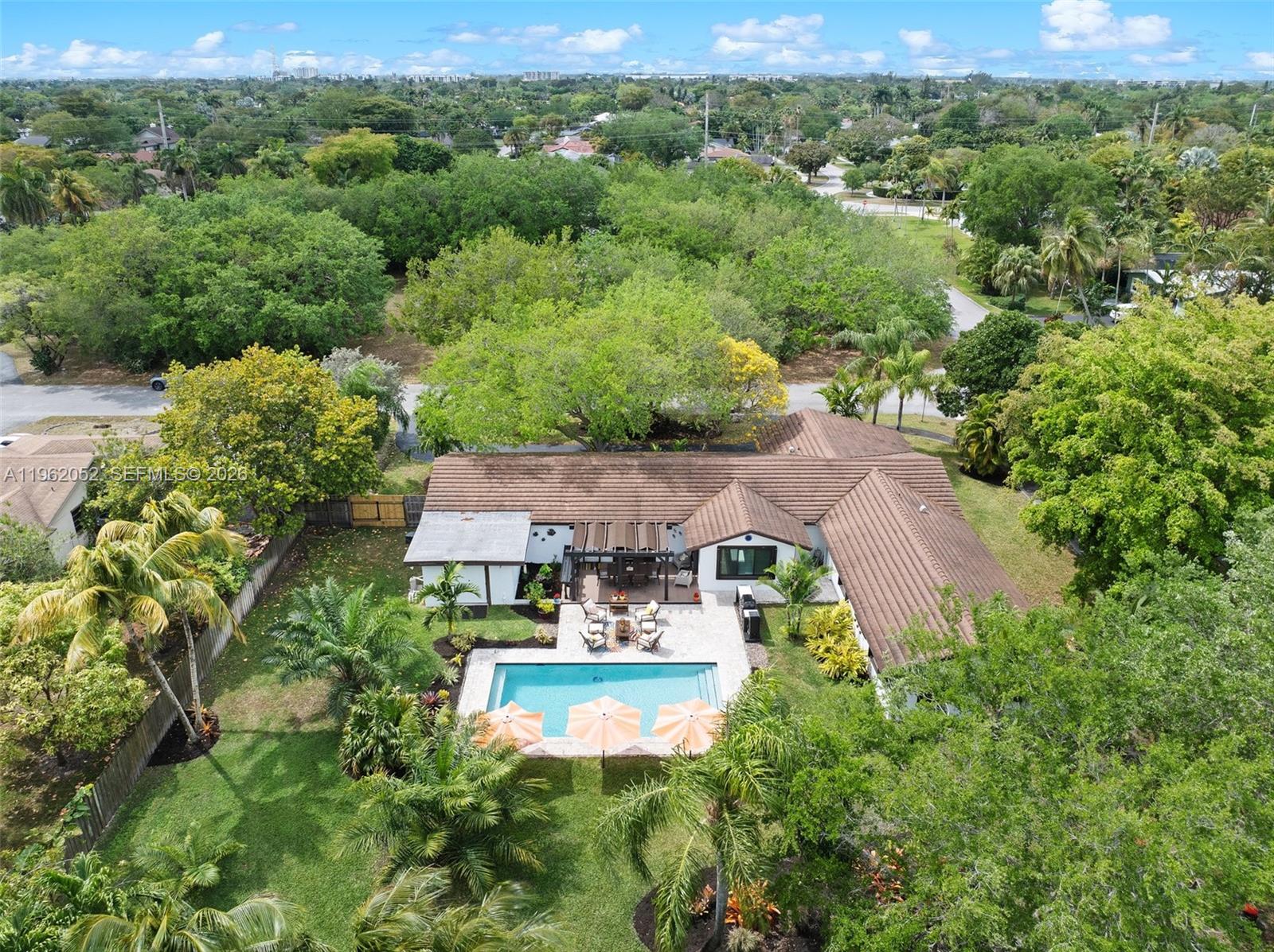 RICHARD ESTATES - Residential