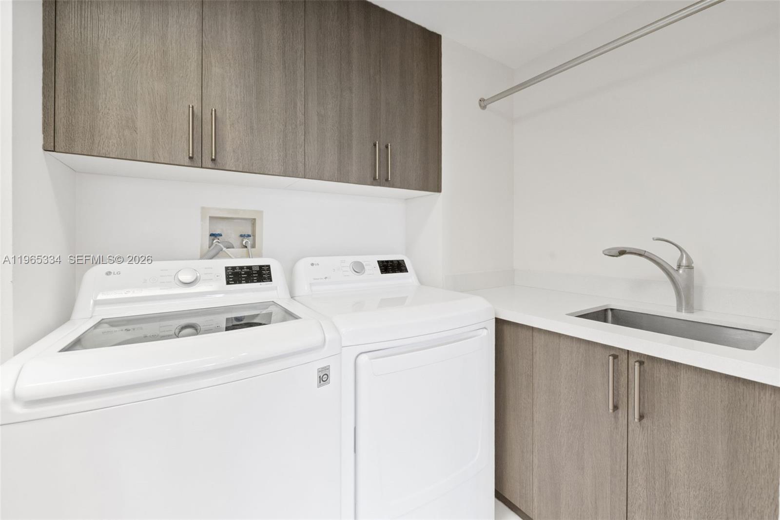 ATLANTIC II AT THE POINT - Residential