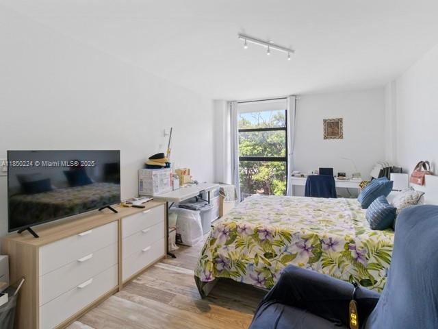 BRICKELL PARK CONDO - Residential