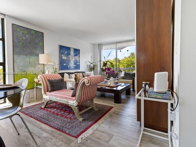 2501 Brickell Ave 307
