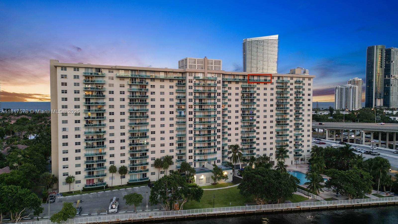 19390 Collins Ave PH-7