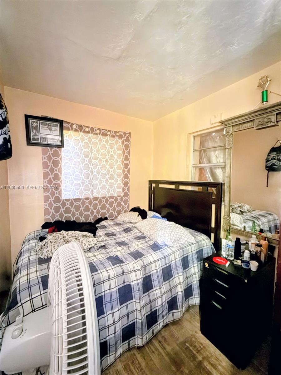 ARCH CREEK ESTS - Residential Income