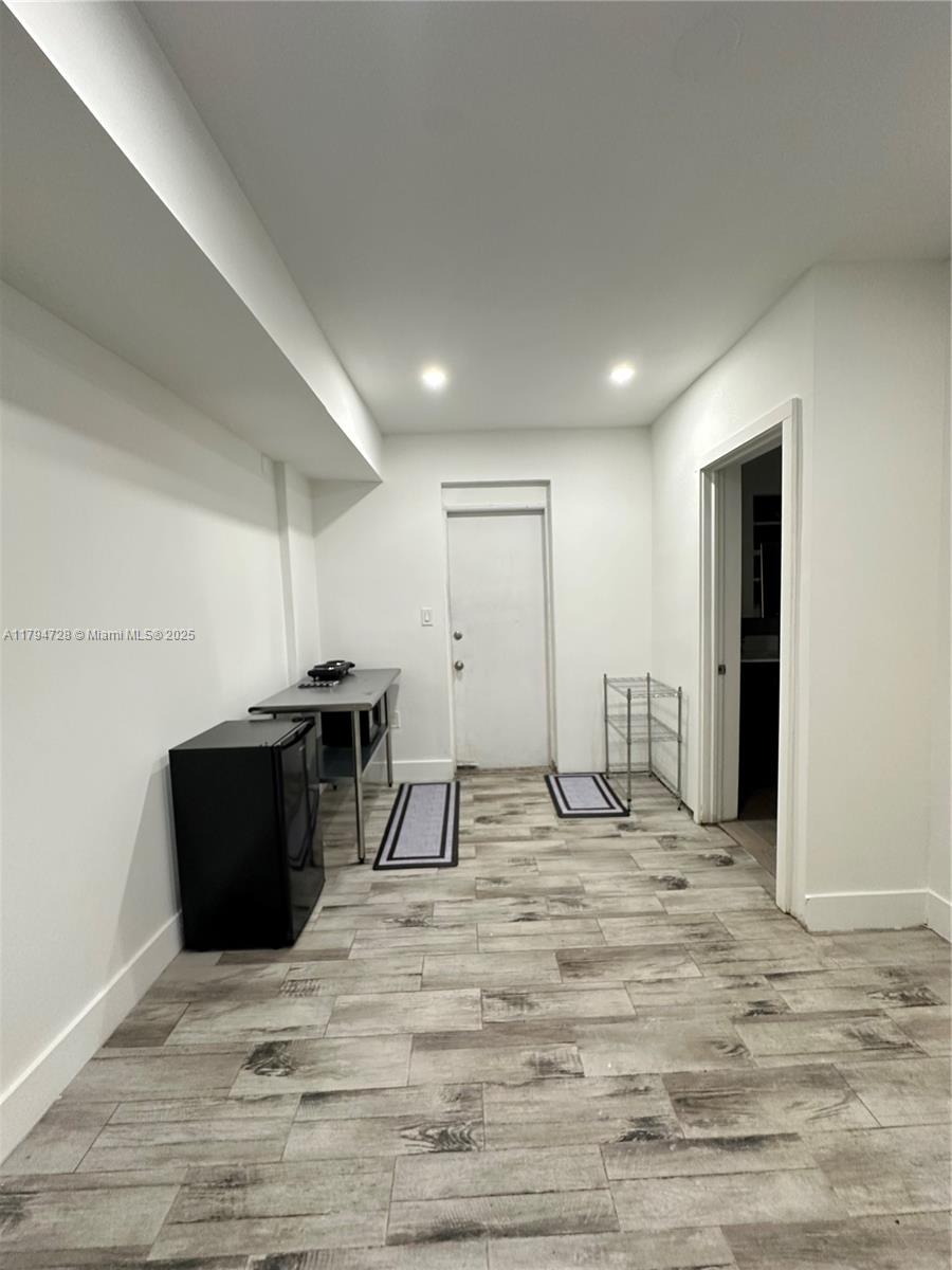 2275 NW 30th St 2