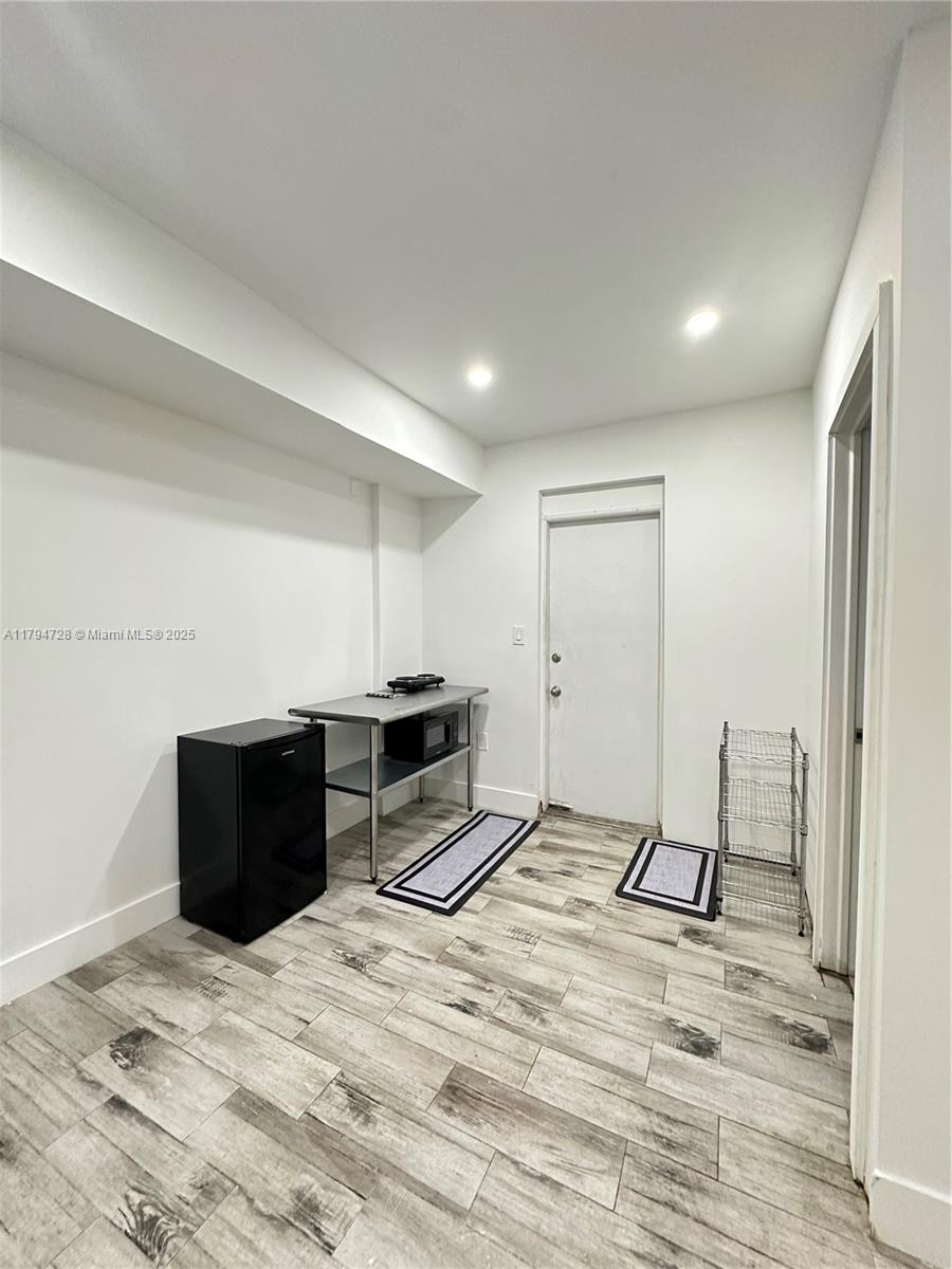 2275 NW 30th St 2