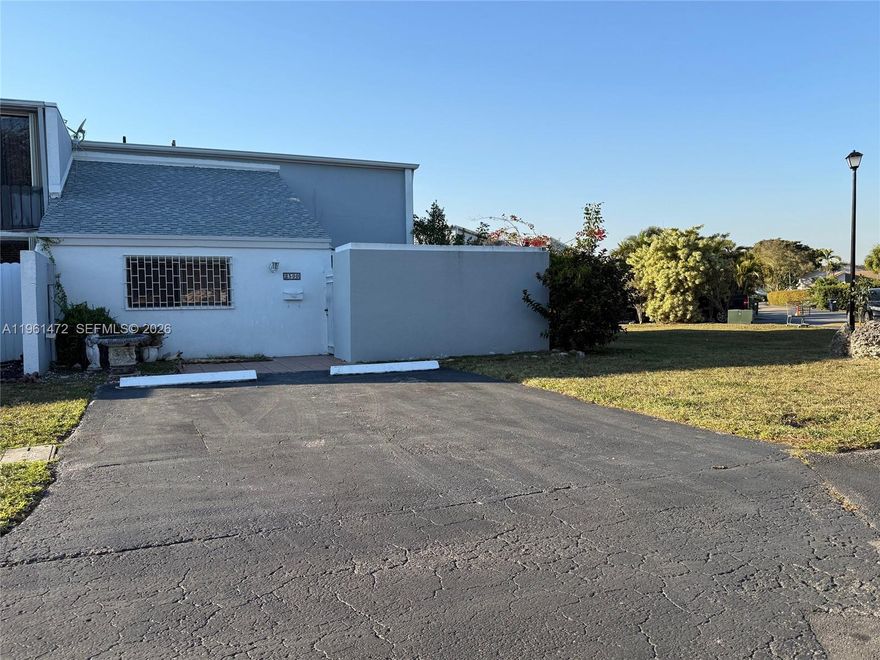 Charming 3-bed, 2-bath corner townhouse in the Coral Way Area (SW 122 Avenue). This 1,412 sq ft, two-story home features a first-floor primary suite with en-suite bath, unique wrought-iron circular staircase, and two additional bedrooms upstairs and shared bath.  Enjoy an inviting patio with a wood bar area, perfect for relaxing or entertaining. Conveniently located near top schools, shopping, and major highways.

Features 
- 3 bedrooms / 2 bathrooms
- 1,412 sq ft of living space
- Corner townhouse with extra privacy
- Two-story layout
- First-floor primary bedroom with en-suite bath
- Wrought-iron circular staircase
- Two upstairs bedrooms + full upstairs bath
- Outdoor patio with wood bar area
- Bright interior with great natural light