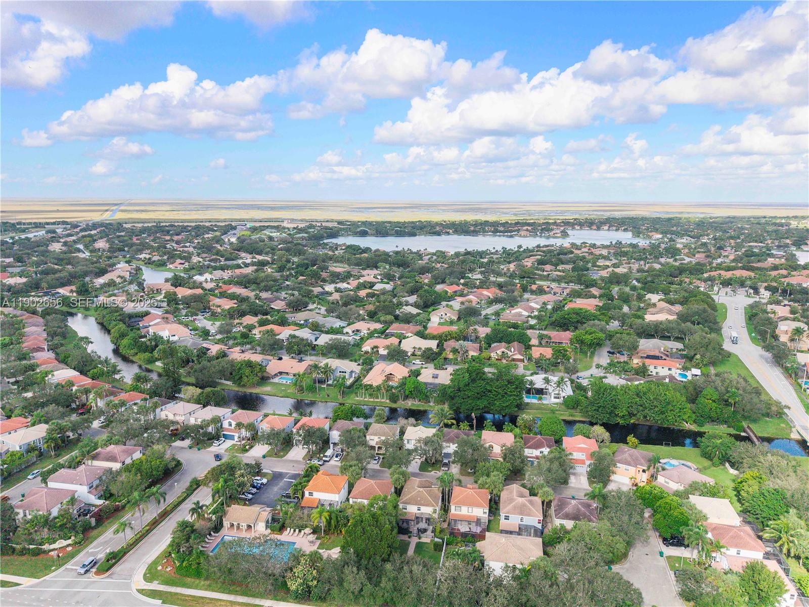 WEST GLEN MANOR - Residential