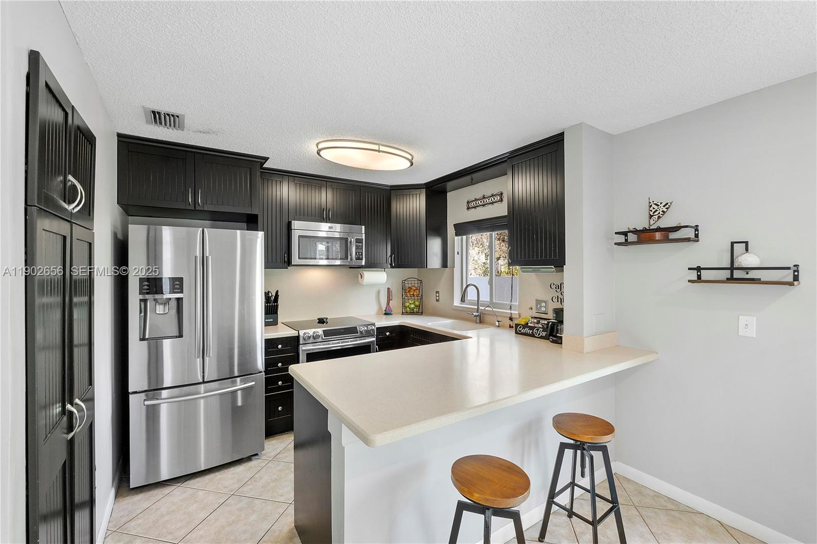 WEST GLEN MANOR - Residential