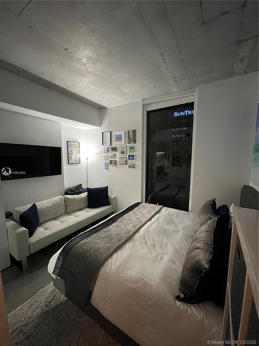 CENTRO CONDO - Residential Lease