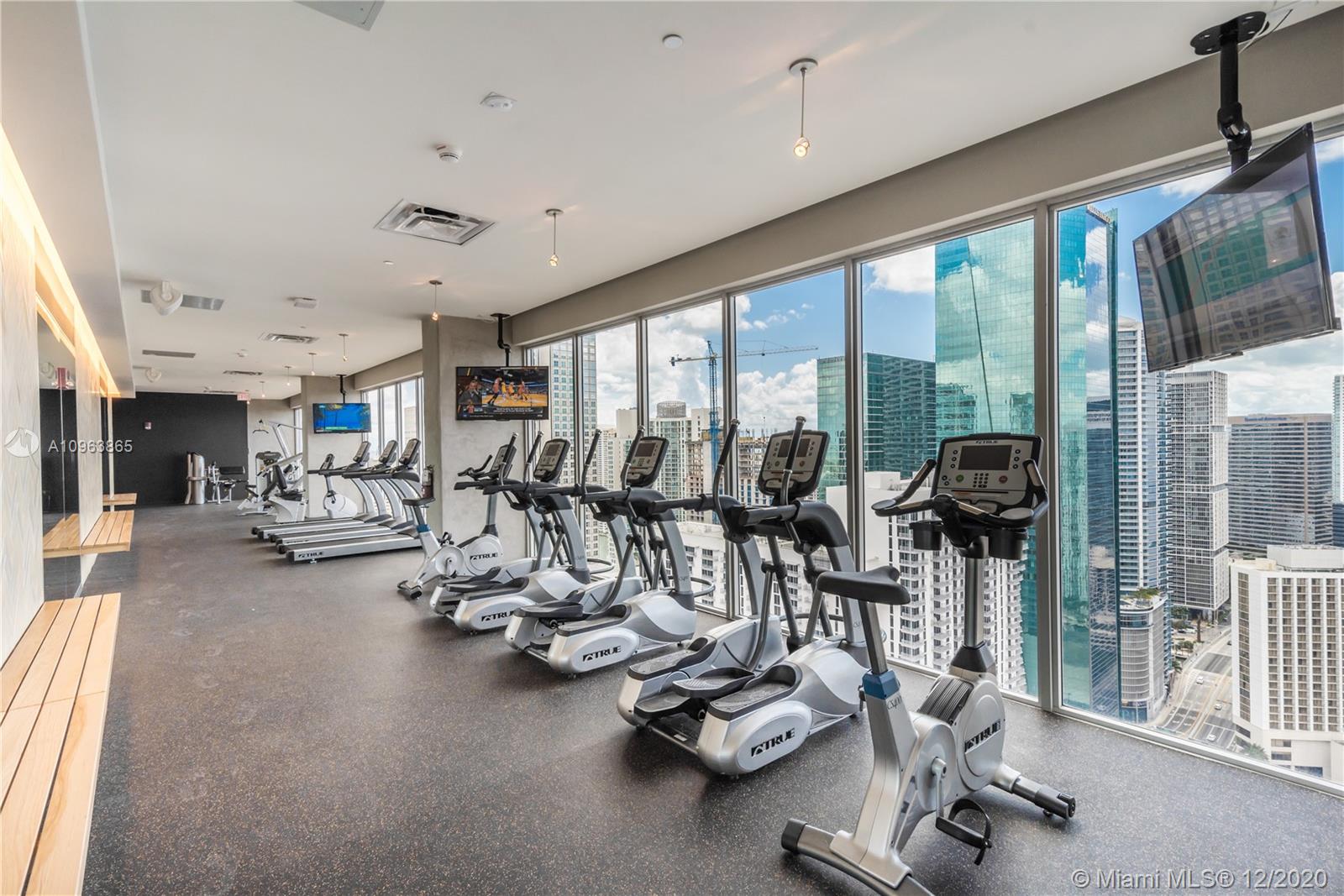 CENTRO CONDO - Residential Lease