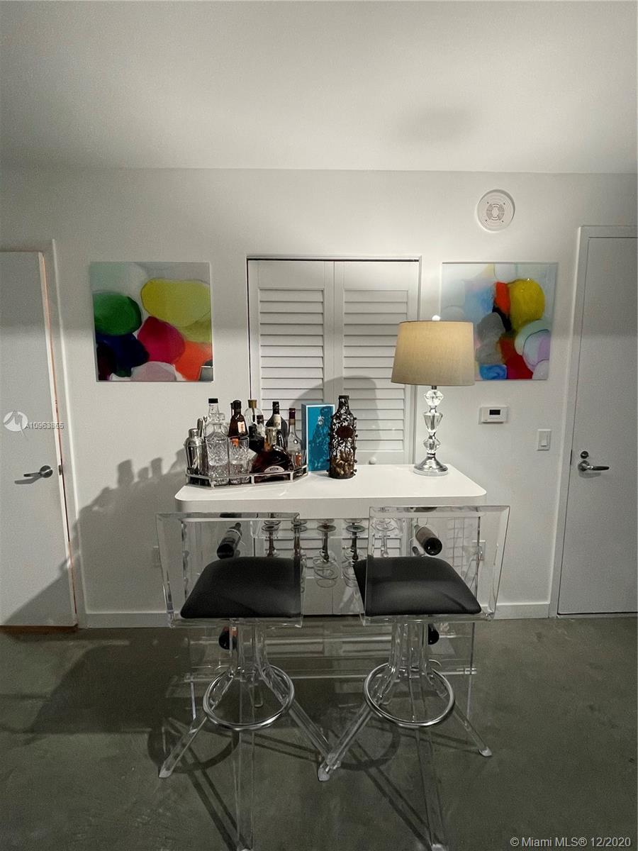 CENTRO CONDO - Residential Lease