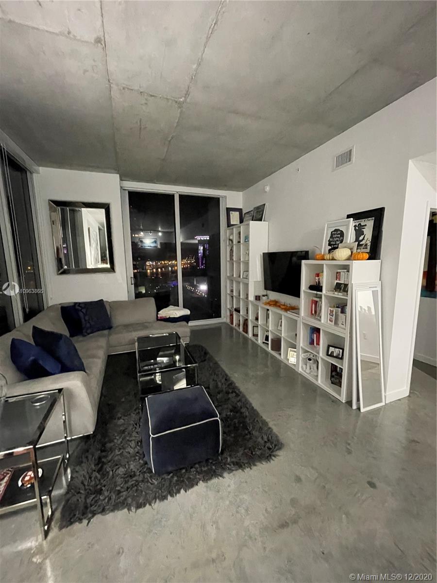 CENTRO CONDO - Residential Lease