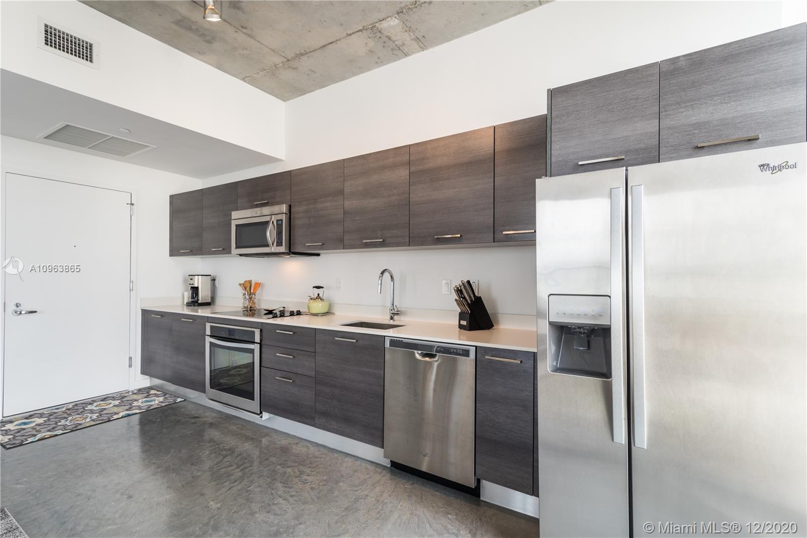 CENTRO CONDO - Residential Lease