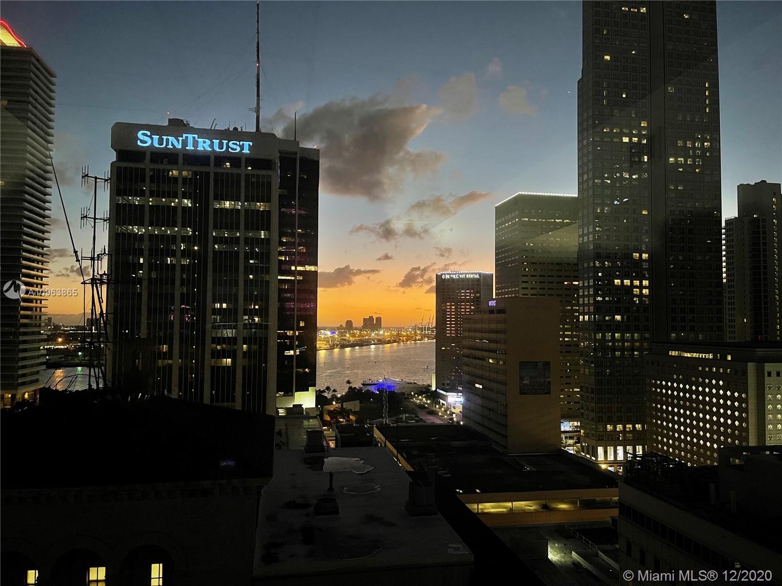 CENTRO CONDO - Residential Lease