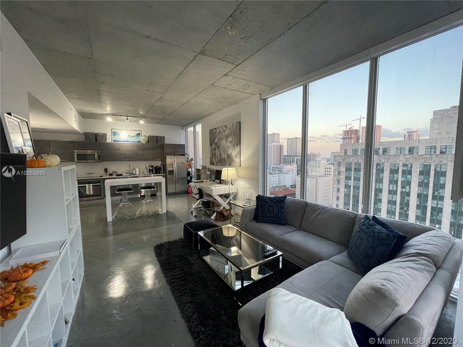 CENTRO CONDO - Residential Lease
