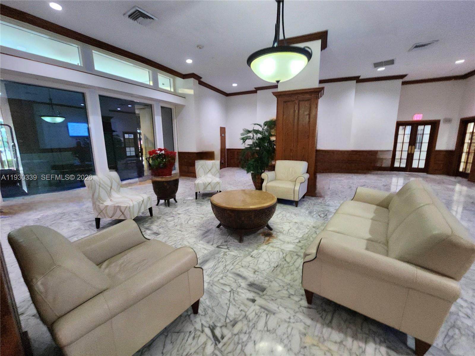 ALEXANDER TOWERS CONDO - Residential