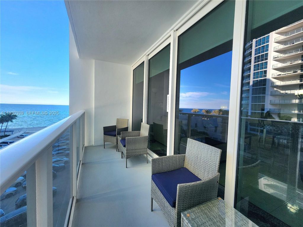 Photo of 3505 S Ocean Dr #508, Hollywood, FL 33019 (MLS # A11930339)