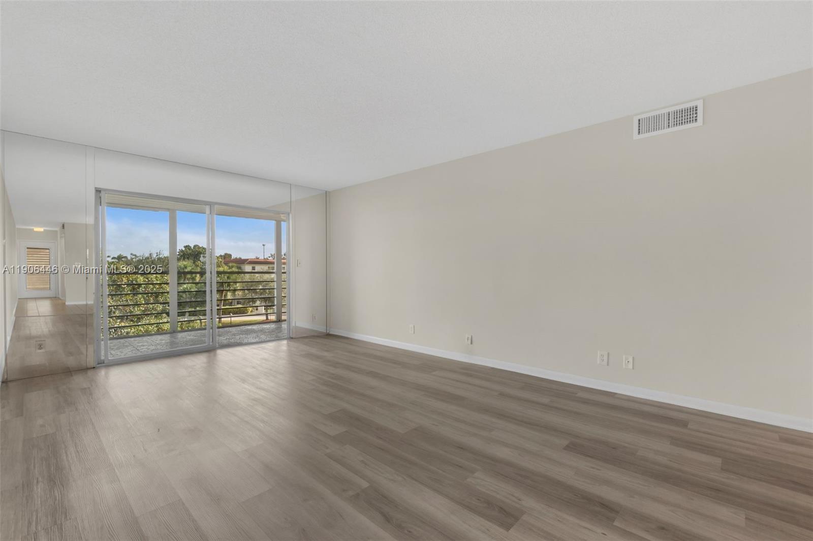 MARTINIQUE VILLAGE II D C - Residential