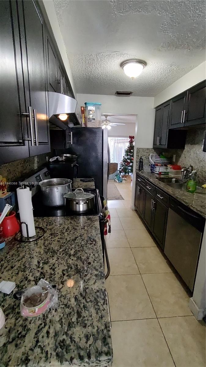 TOWNHOUSES AT JACARANDA C - Residential