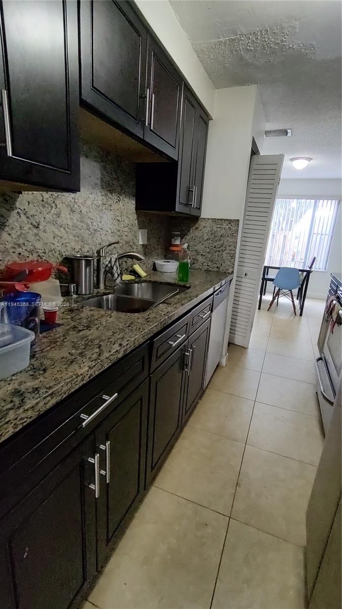 TOWNHOUSES AT JACARANDA C - Residential