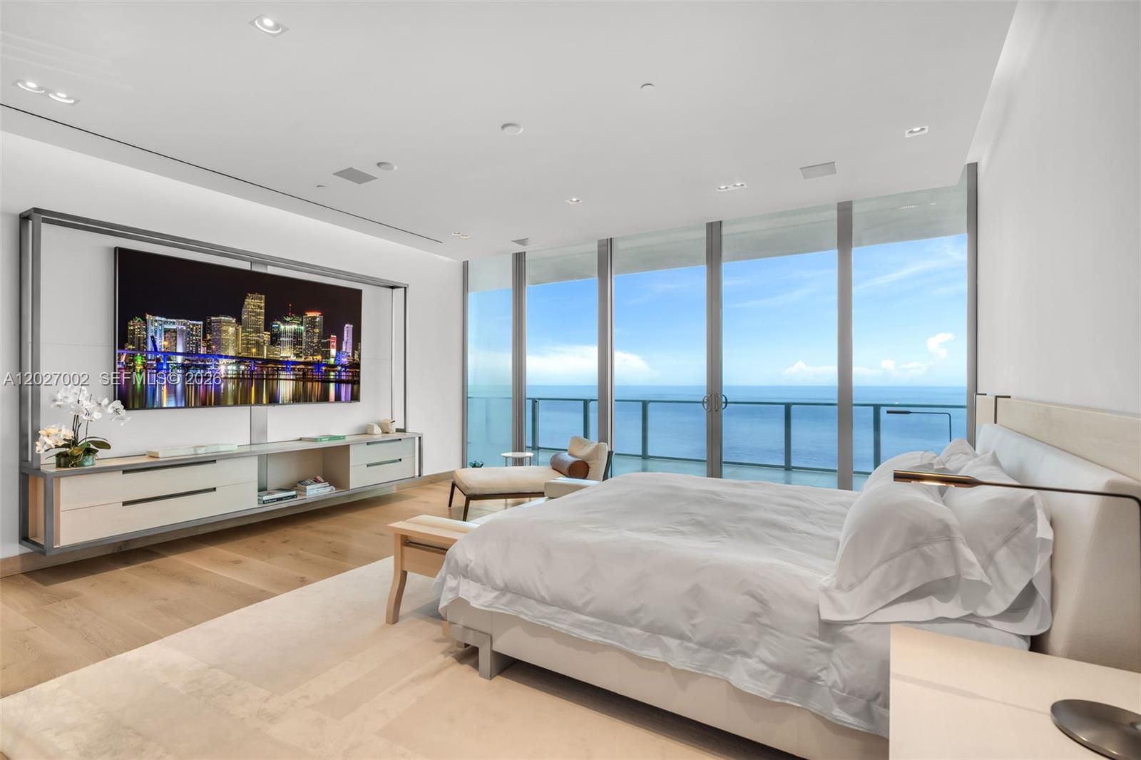 OCEANA KEY BISCAYNE CONDO - Residential