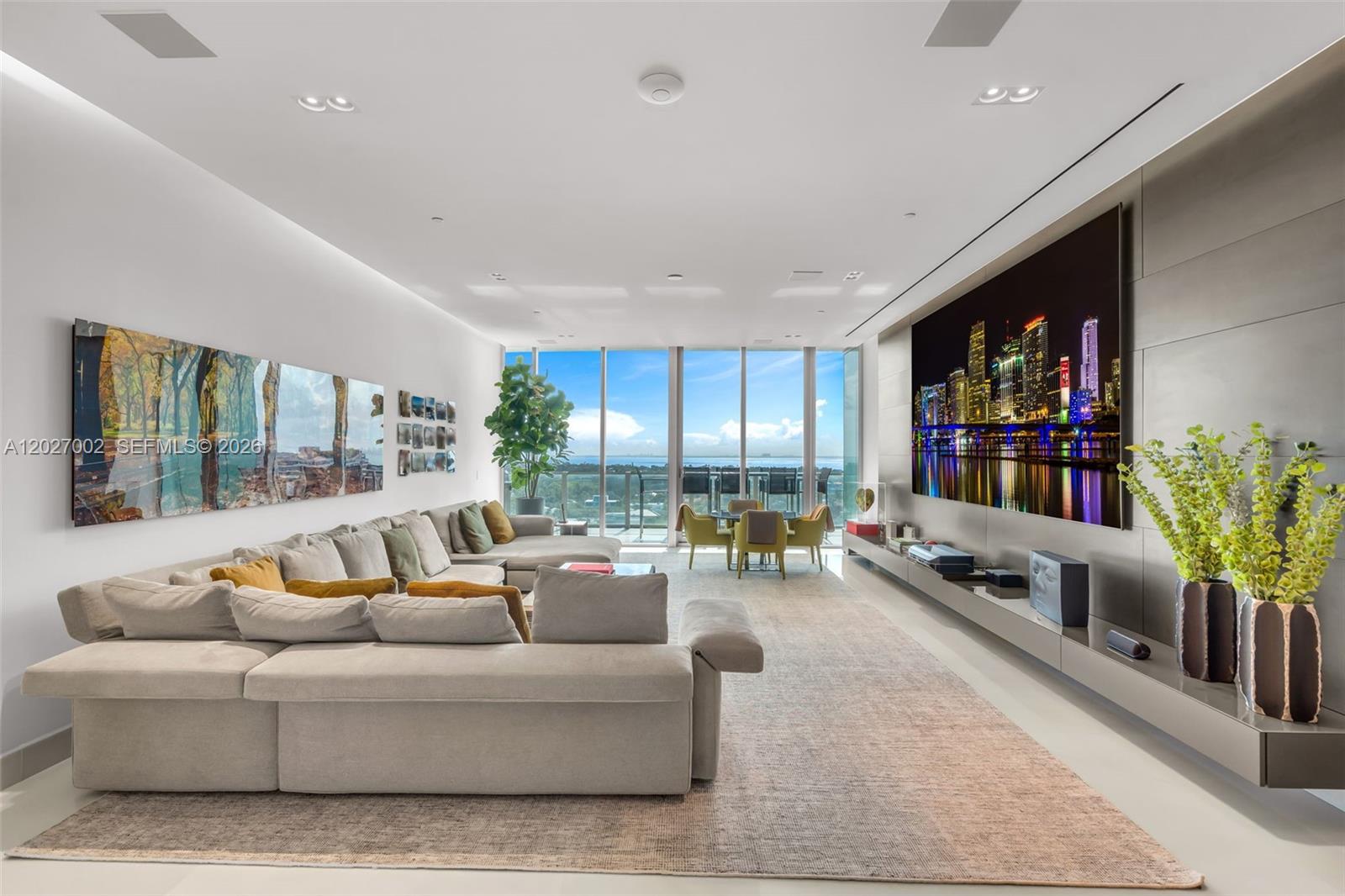 OCEANA KEY BISCAYNE CONDO - Residential