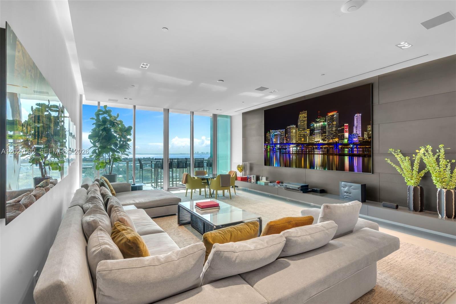 OCEANA KEY BISCAYNE CONDO - Residential