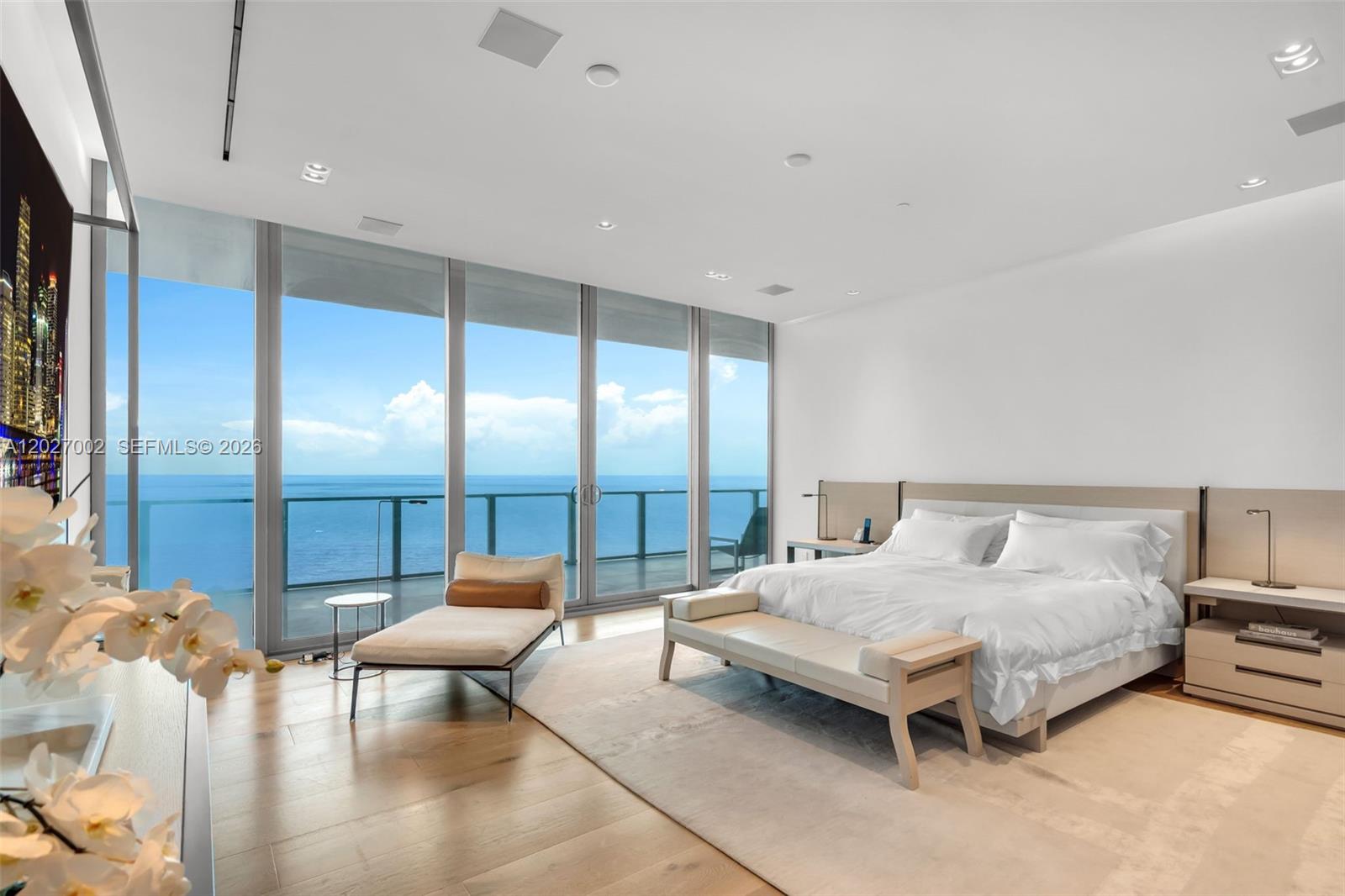 OCEANA KEY BISCAYNE CONDO - Residential