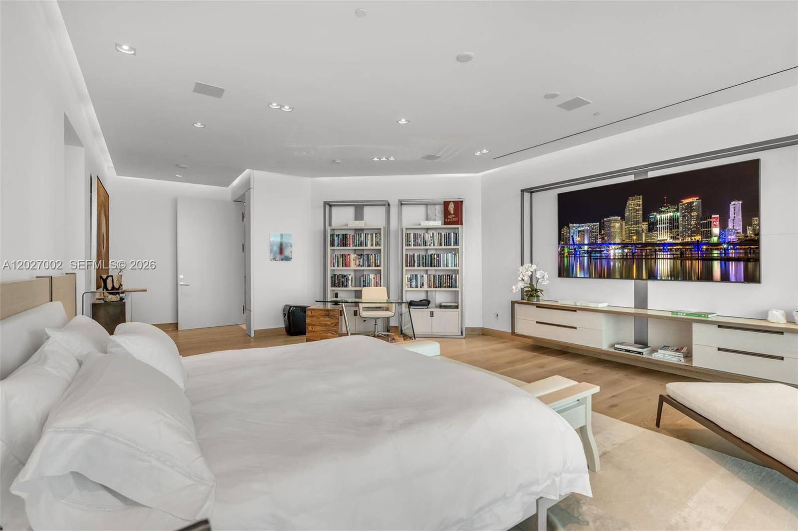 OCEANA KEY BISCAYNE CONDO - Residential