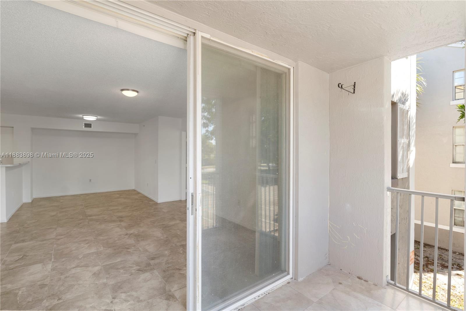 DEVONAIRE CONDO AT PEMBRO - Residential Lease