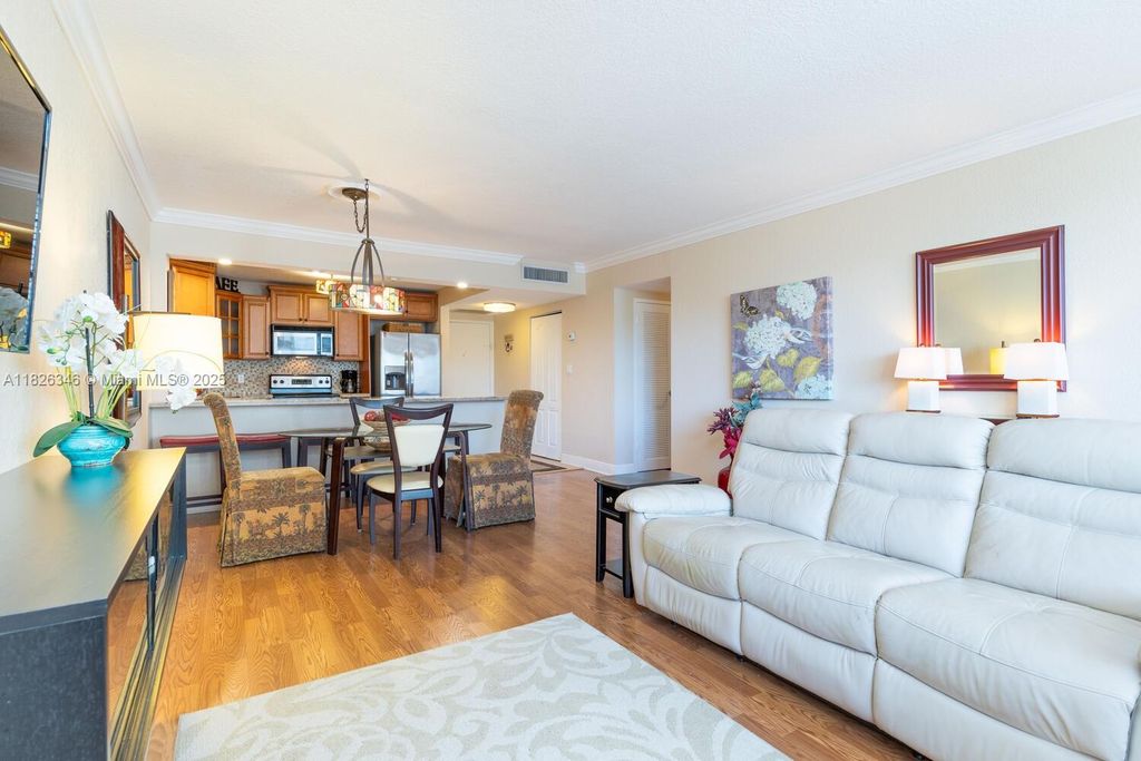 Photo of 3725 S Ocean Dr #422, Hollywood, FL 33019 (MLS # A11826346)