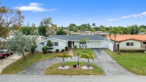 8820 NW 11th Ct Pembroke Pines FL 33024
