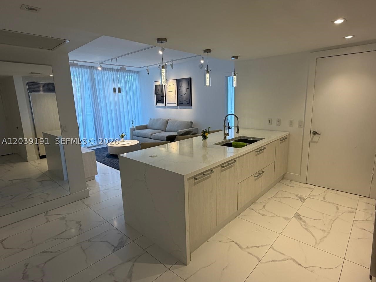 475 Brickell Ave 3113