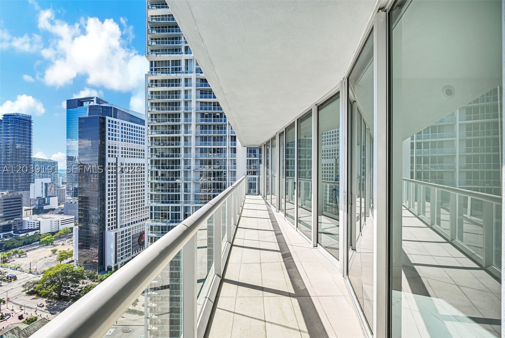 475 Brickell Ave 3113