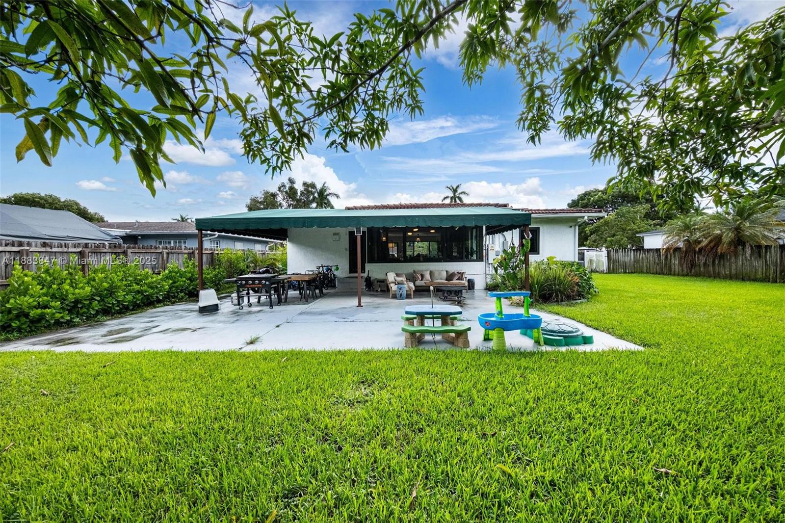 BISCAYNE GARDENS SEC H PA - Residential