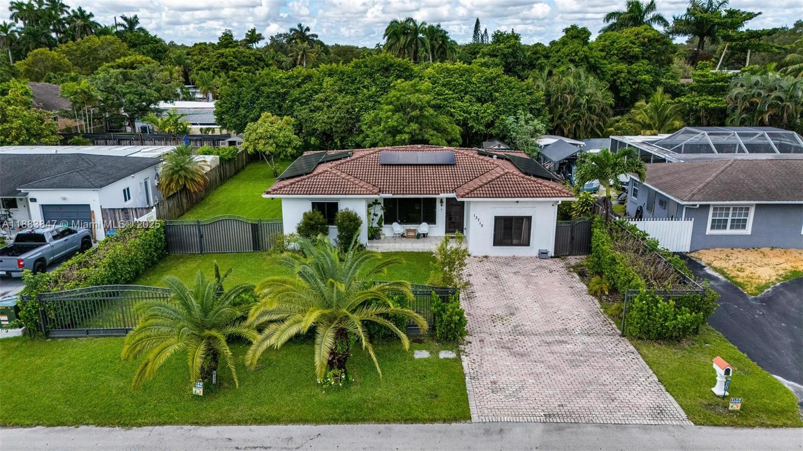 BISCAYNE GARDENS SEC H PA - Residential