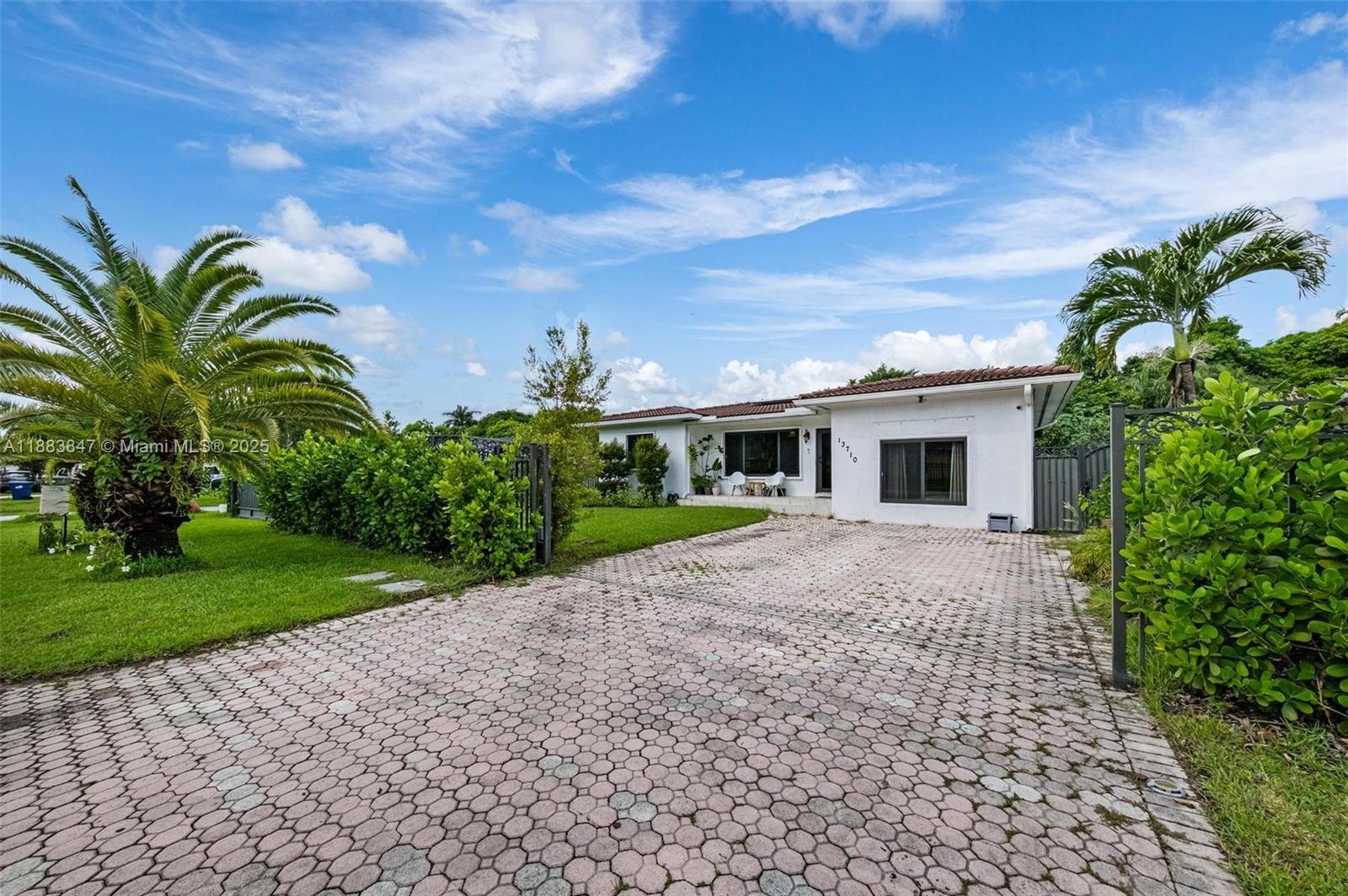 BISCAYNE GARDENS SEC H PA - Residential