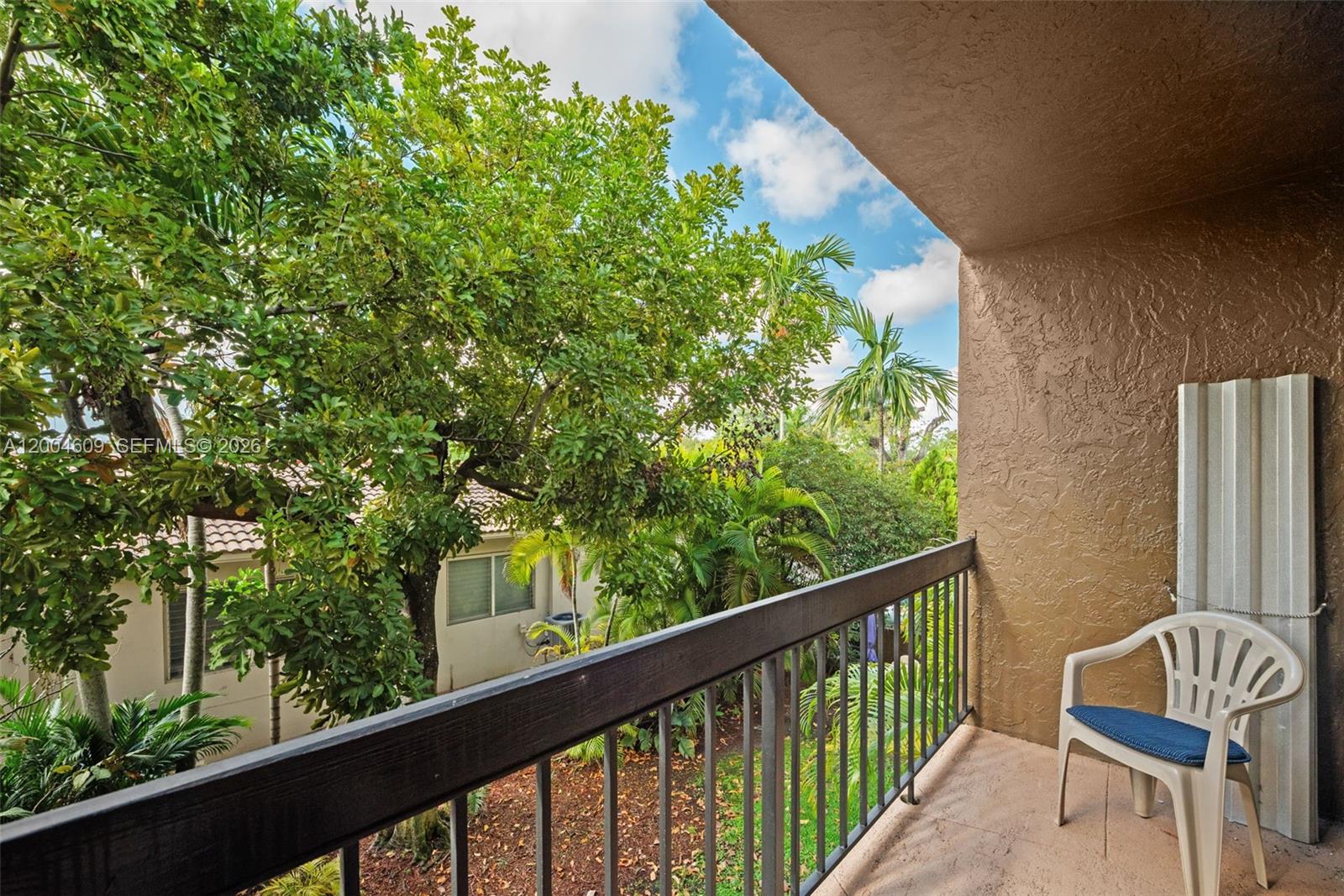 709 Curtiss Parkway Condo - Residential