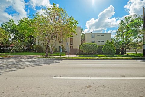 709 Curtiss Pkwy 23 Miami Springs FL 33166