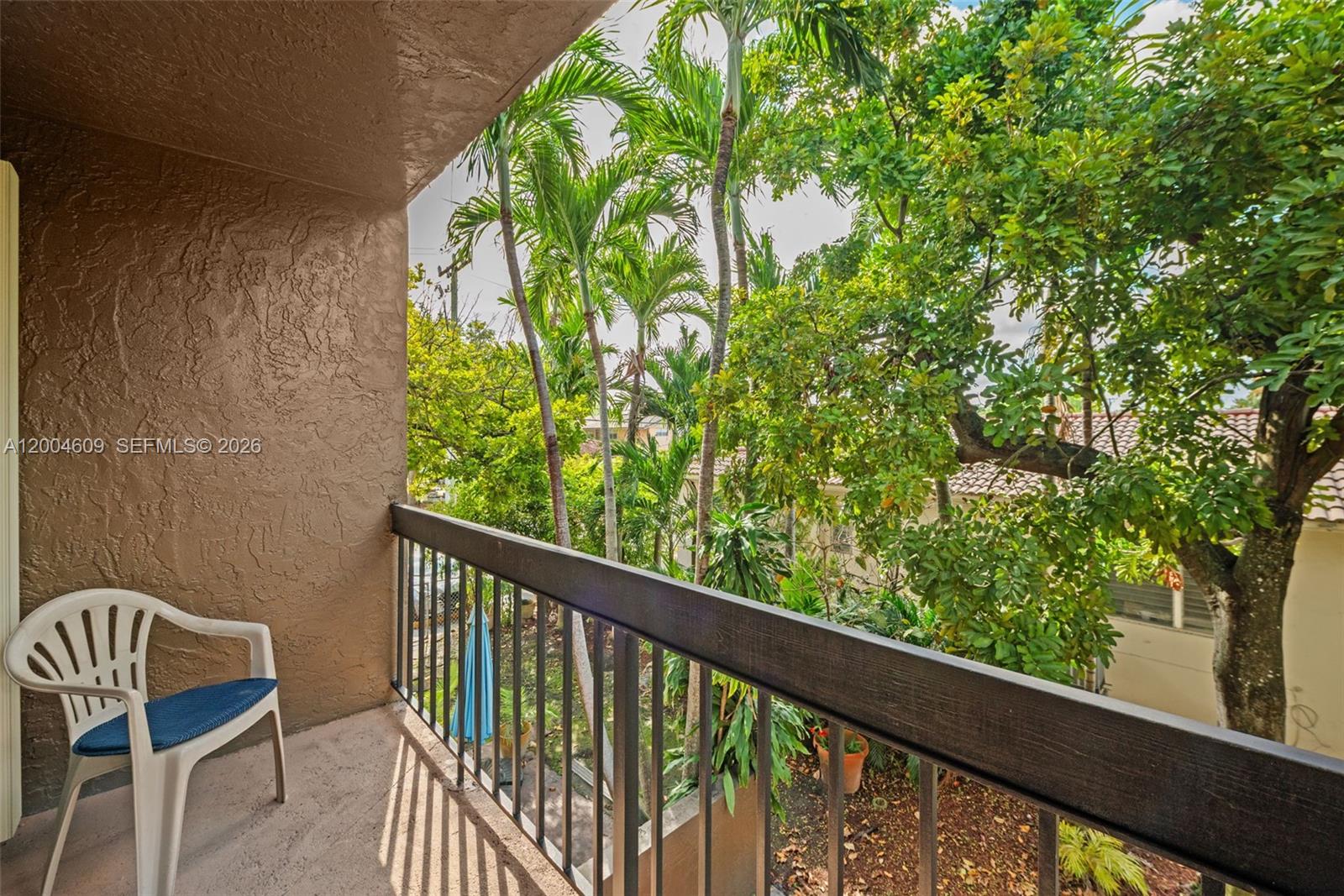 709 Curtiss Parkway Condo - Residential