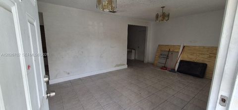Tiny photo for 610 E 6th Pl, Hialeah, FL 33010 (MLS # A12026702)