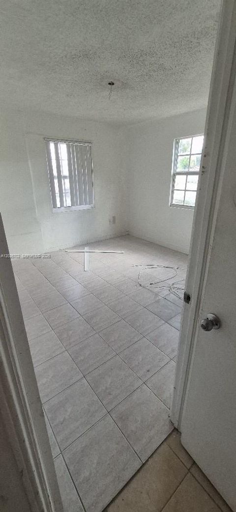 Tiny photo for 610 E 6th Pl, Hialeah, FL 33010 (MLS # A12026702)